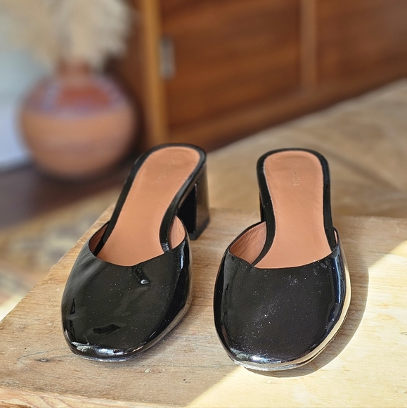 Reformation Marina Block Heel Mule - Picture 4 of 9